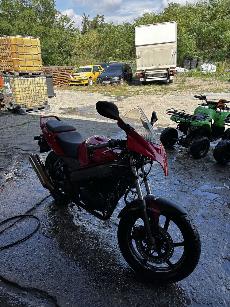 Motor kymco quannon 125
