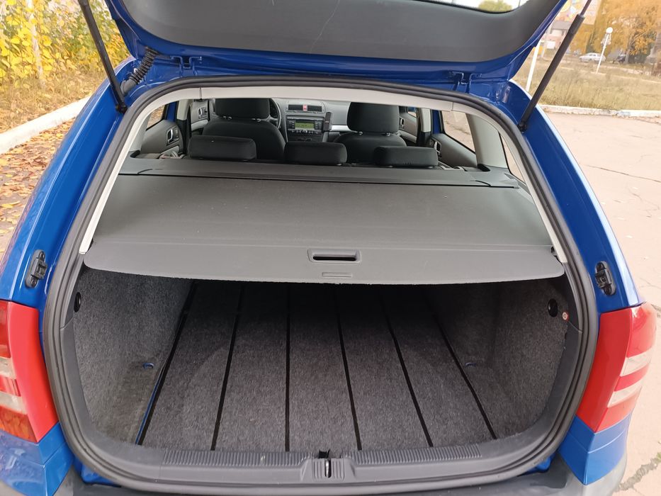 Продам Шкоду Октавія на автоматі.