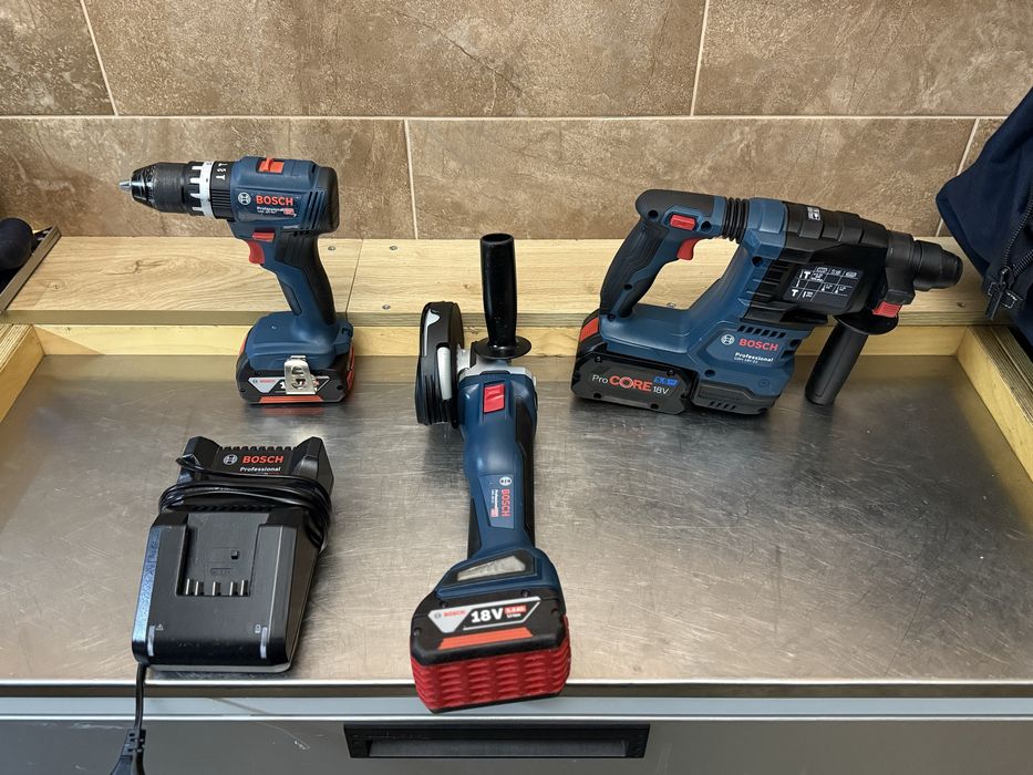 Bosh GBH18v-22 перфератор/Gws18v-10 болгарка