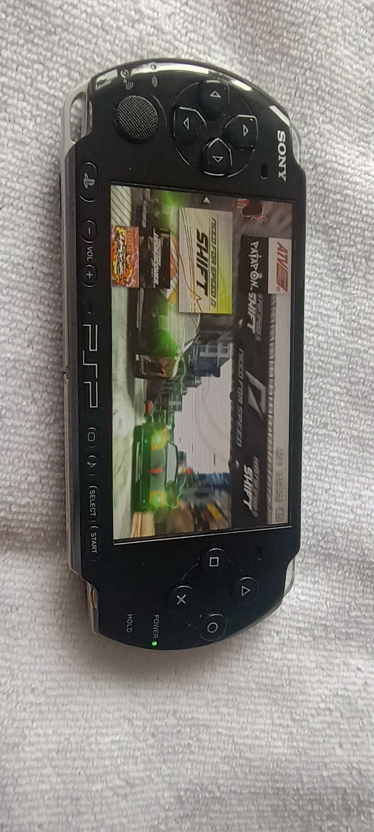 PSP model 3004 z wifi Plus Gry