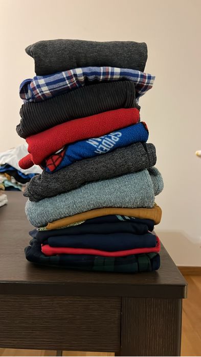 Roupa menino 4-5 tudo 10 euros