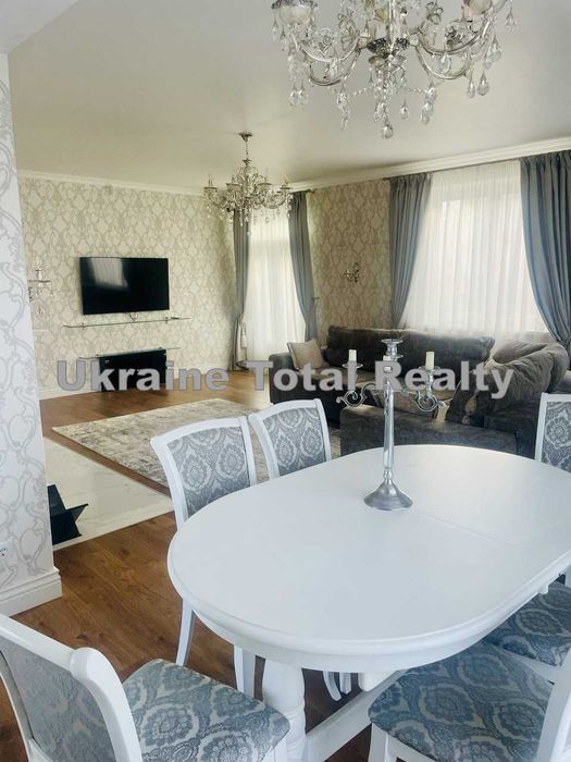 Васильків! Чудовий будинок з ремонтом 240м2 + 15сот! Вул. Михайлівська