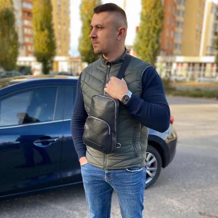 Сумка слінг шкіряна бананка нагрудна чорна для чоловіків