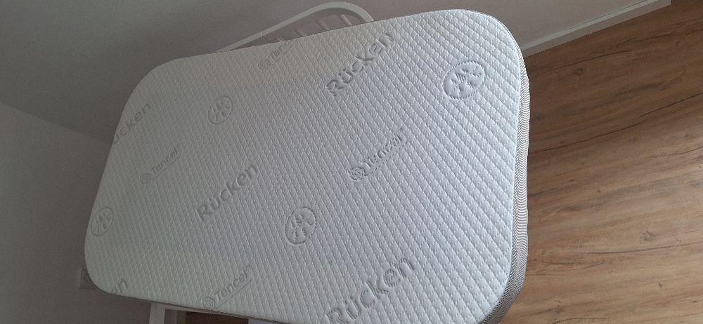 AERO Materac Premium do owalnego łóżeczka 7w1 Waldin Odbiór osobisty