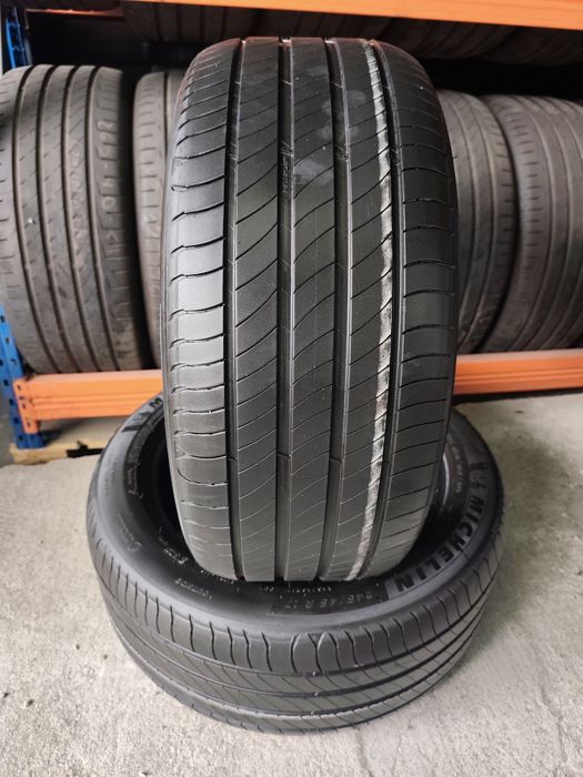 Pneus 245/45r17 Michelin Primacy 4 com 80% piso