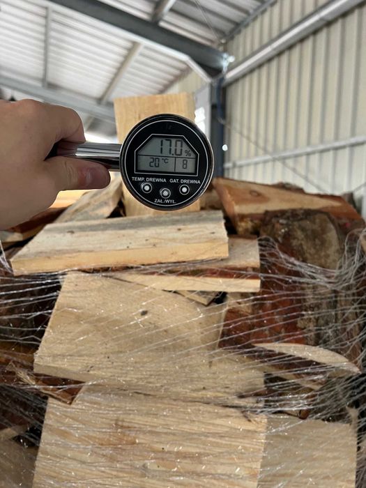 Tani opał, drewno opałowe suche, buk, dąb, sosna. Transport, rozpałka