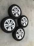 Quatro jantes originais peugeot 5x108