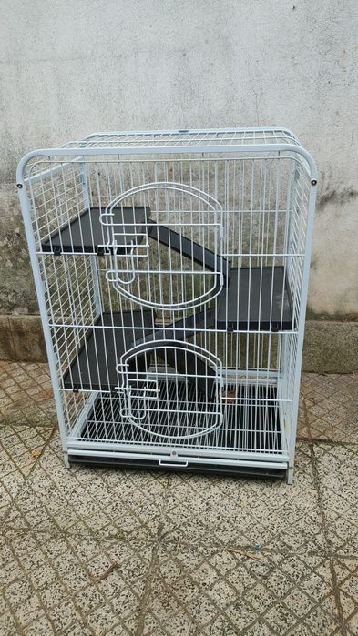 Gaiola nova para furões