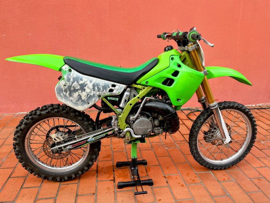 Kawasaki KX 250 toda revista