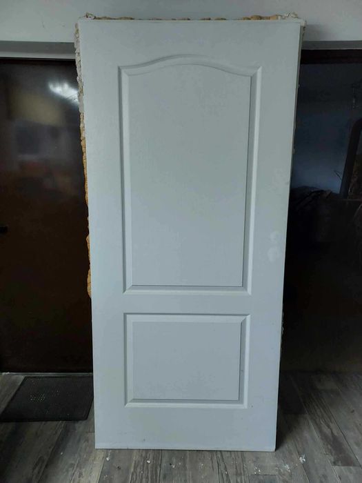 Drzwi wewnętrzne 80,90 pełne z szybą z drzew szkło szyby