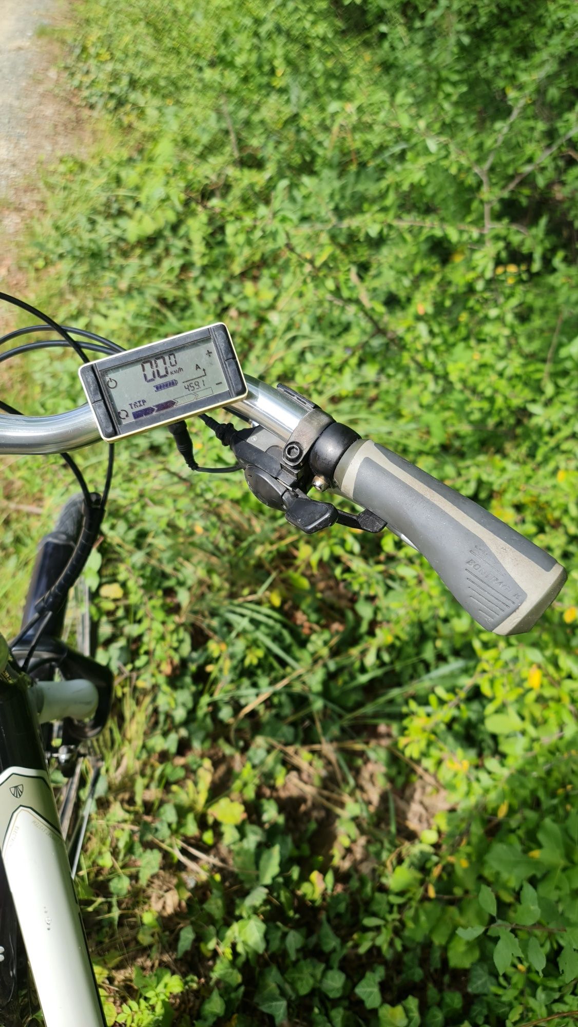 Rower elektryczny Trek Navigator T500+