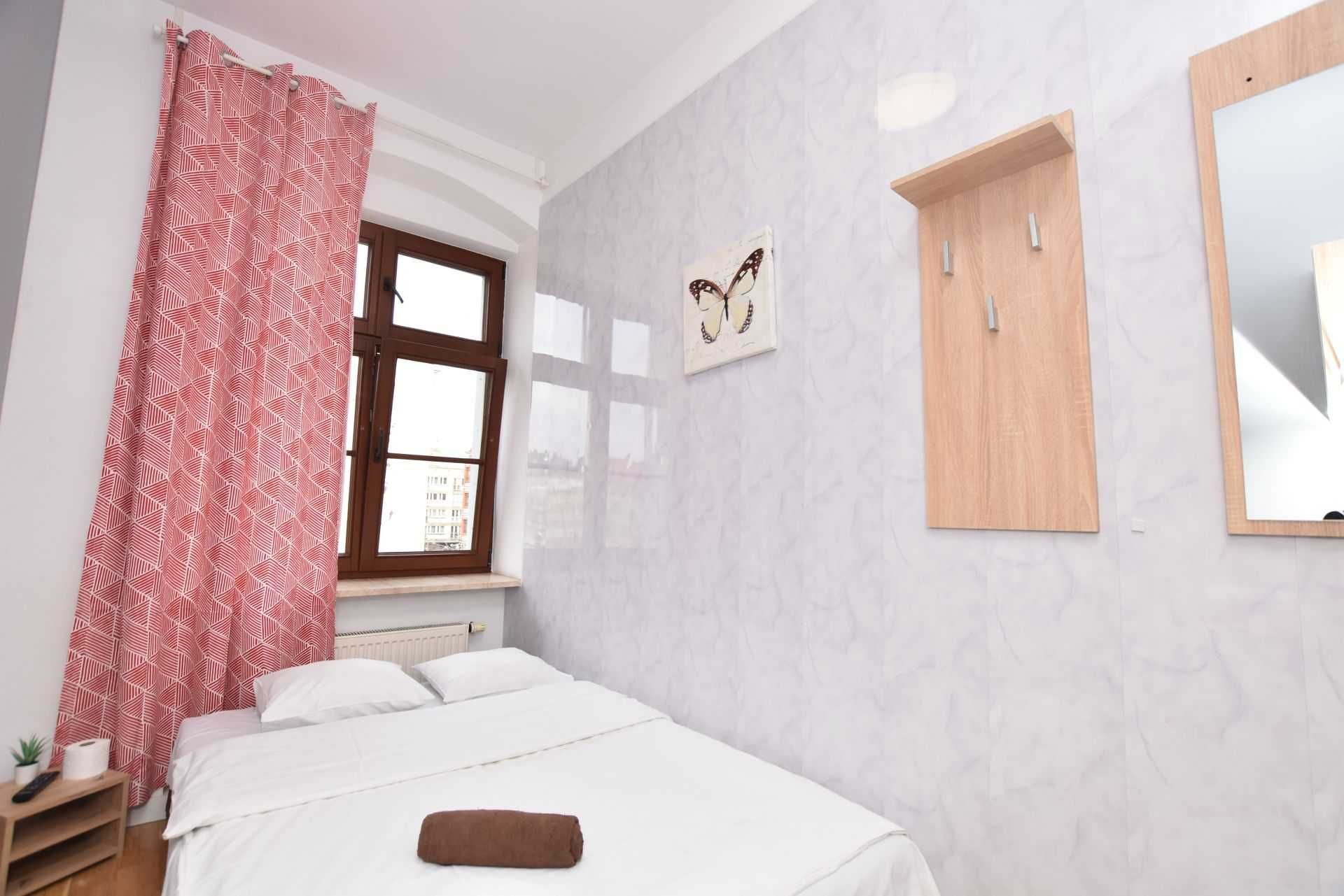 CITYCENTRAL.pl Wrocław RYNEK pokoje prywatne i apartamenty 1-6 os FVAT