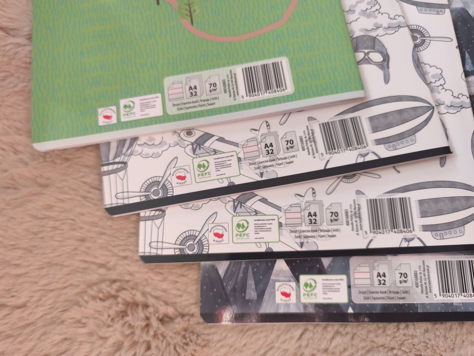 4x zeszyt A4 w trzy linie 32k