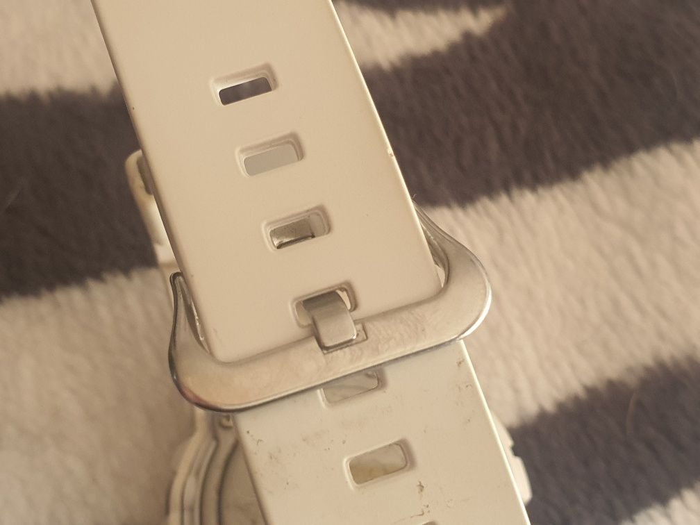 Casio g-shock Ga 800sc biały zadbany beż wad