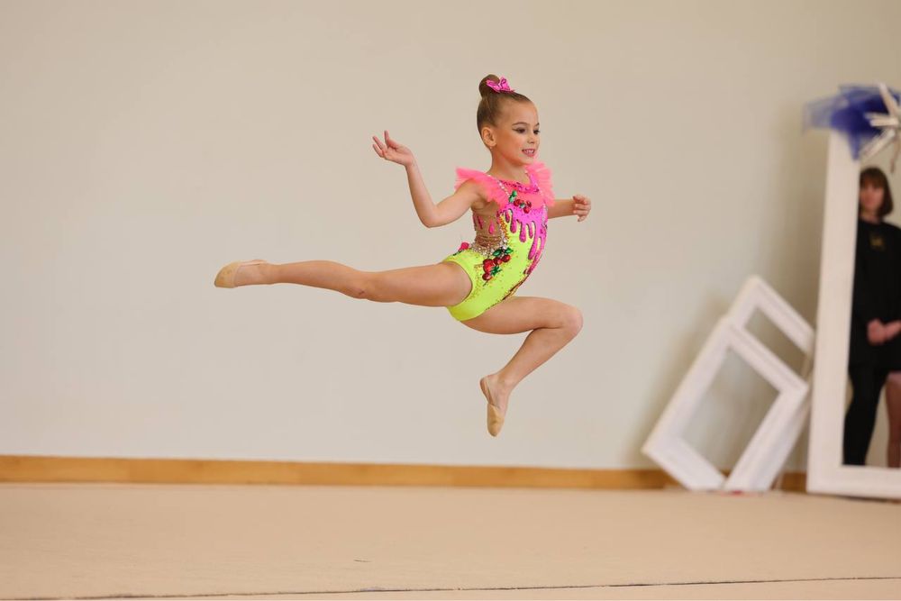 Купальник для художньої гімнастики , автор Віта Лимар