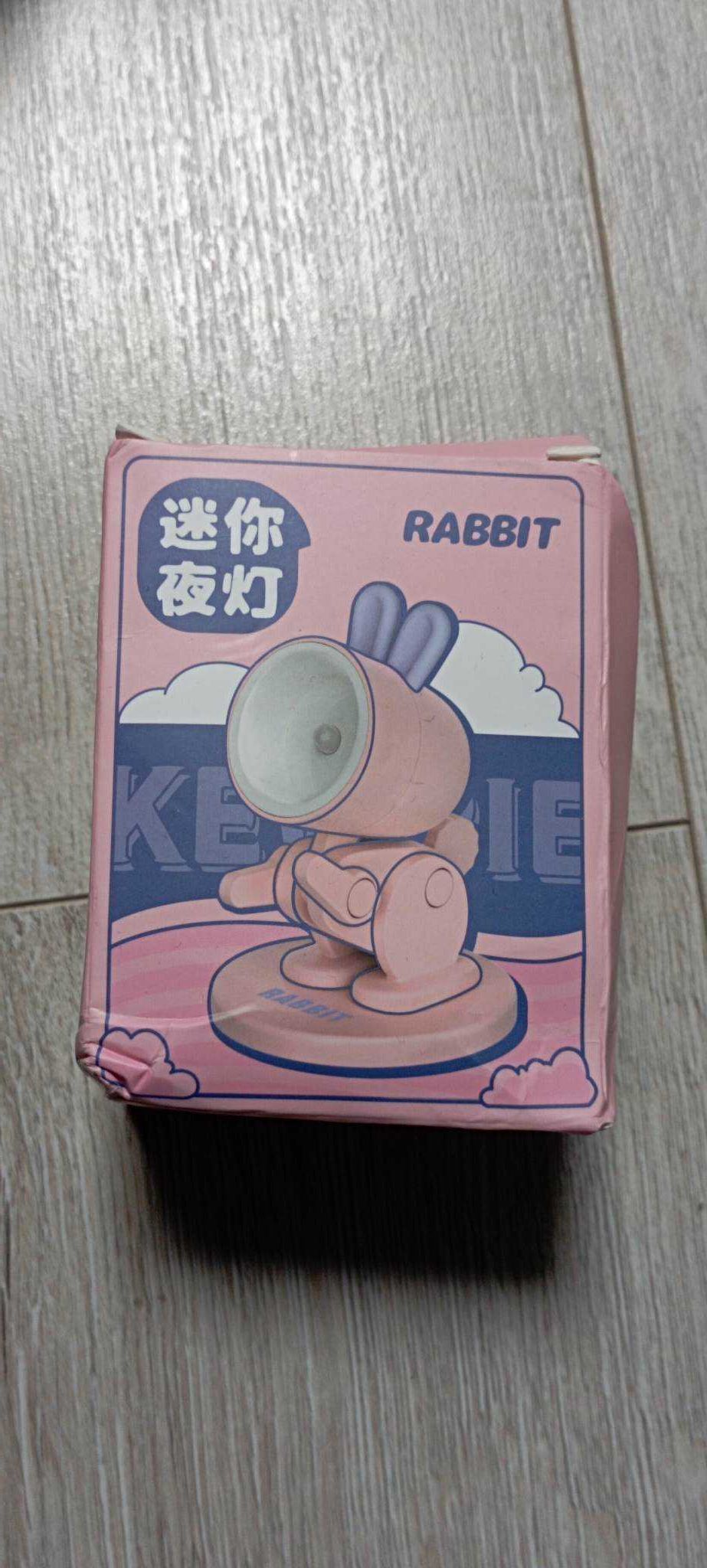 Słodka mini lampka w kształcie króliczka z magnetyczną podkładką