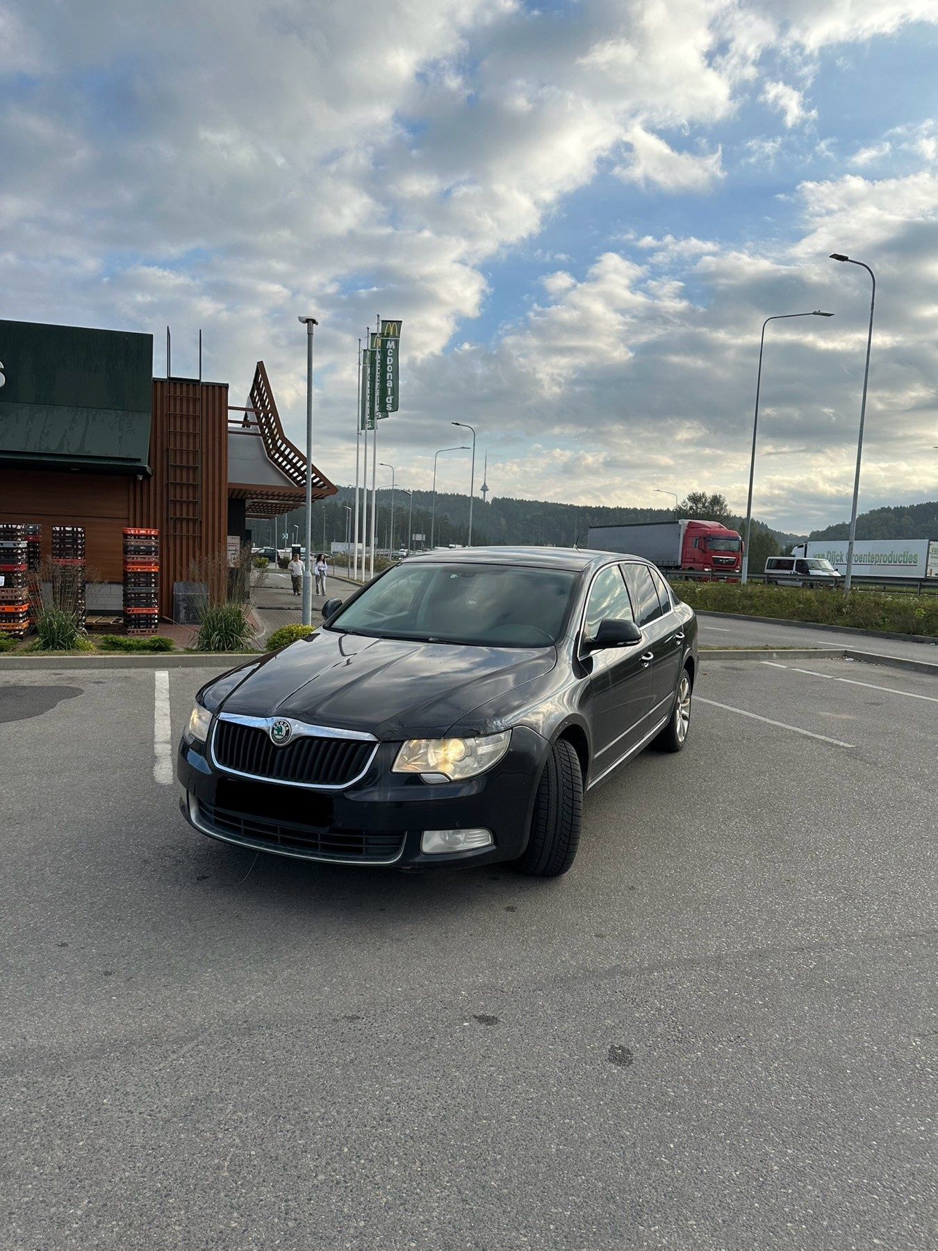 Продается Skoda Super-B 2008г. 125kw, 2,0tdi, 170л.с.