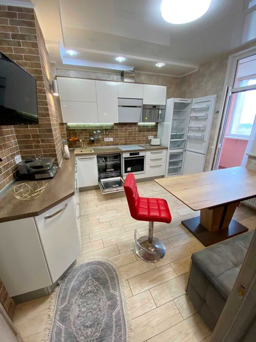 Сдается 3х ком, новый дом! Длительно!