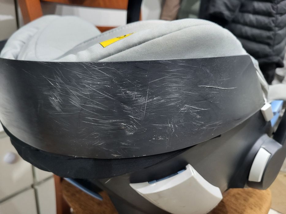 Cybex aton 5 + baza