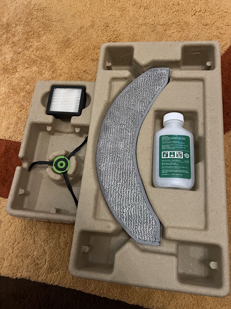 Робот-пилосос iRobot Roomba Combo J7+