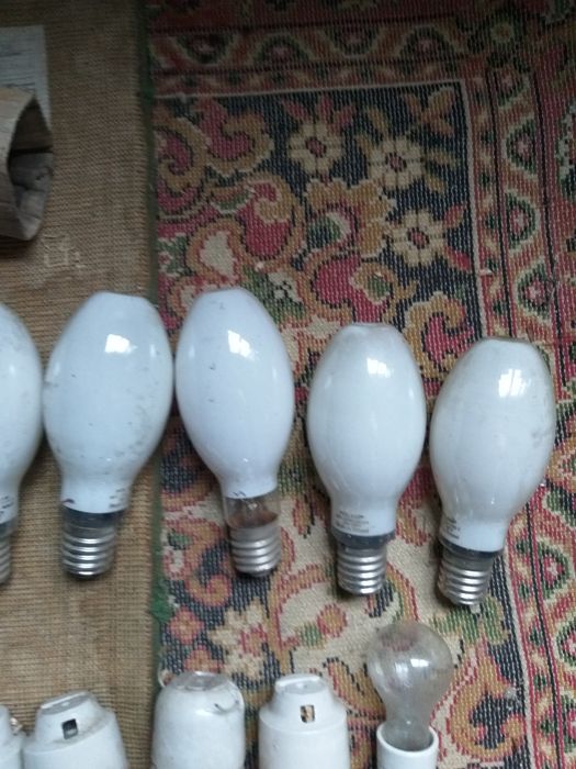 Лампи і цоколі керамічні