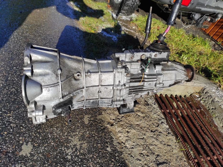 Skrzynia biegów z reduktorem Opel monterey Isuzu troper 3,1 diesel