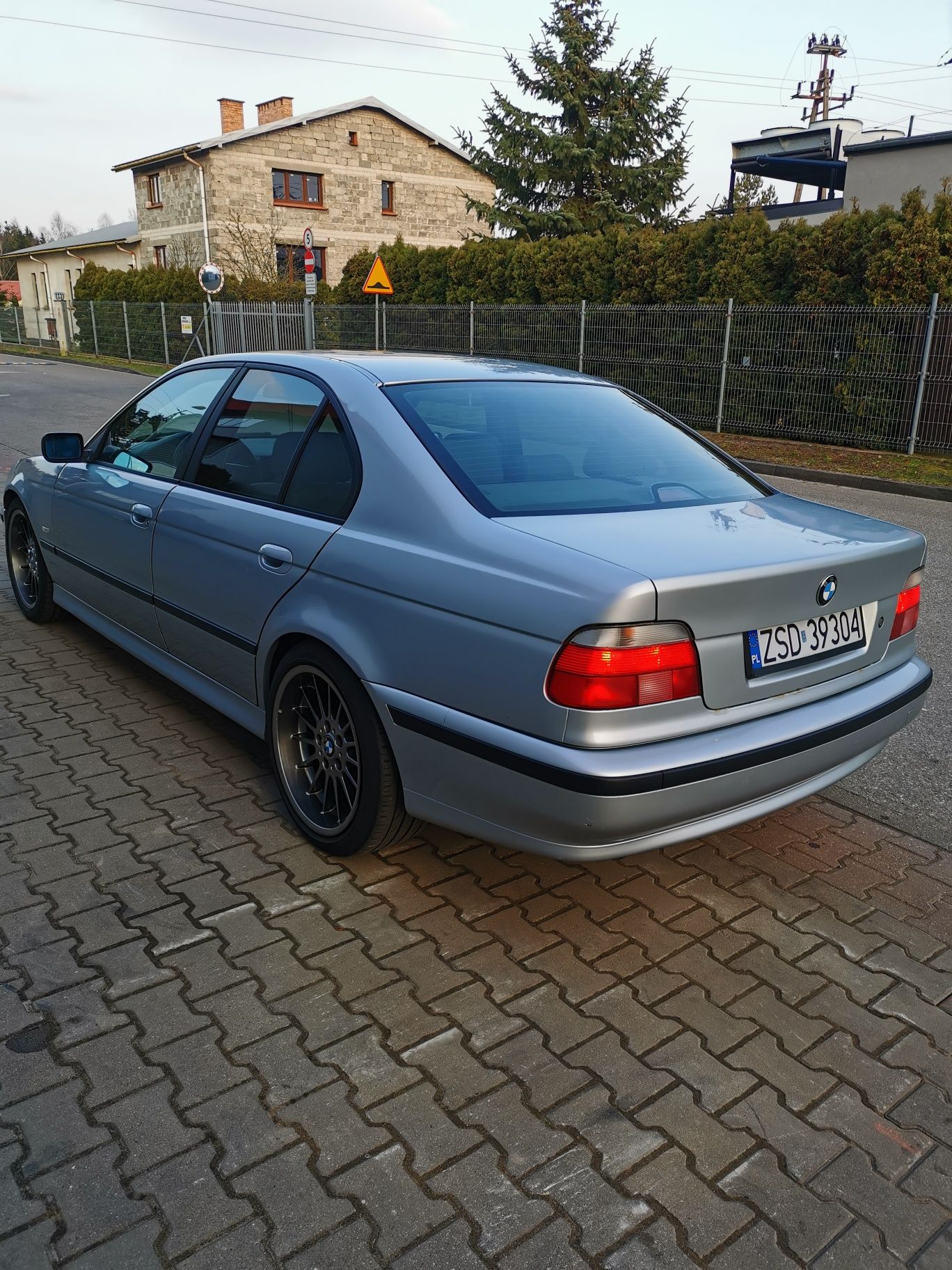 Bmw e39 z 98 r. 525 + LPG