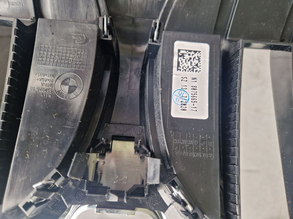 Sprzedam oryginalny grill bmw g20