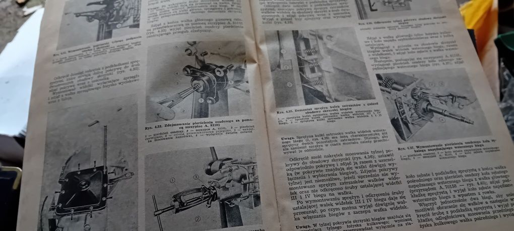 Zestaw 6 książek o  fiacie 125p , jego naprawie , maluchu i innych aut