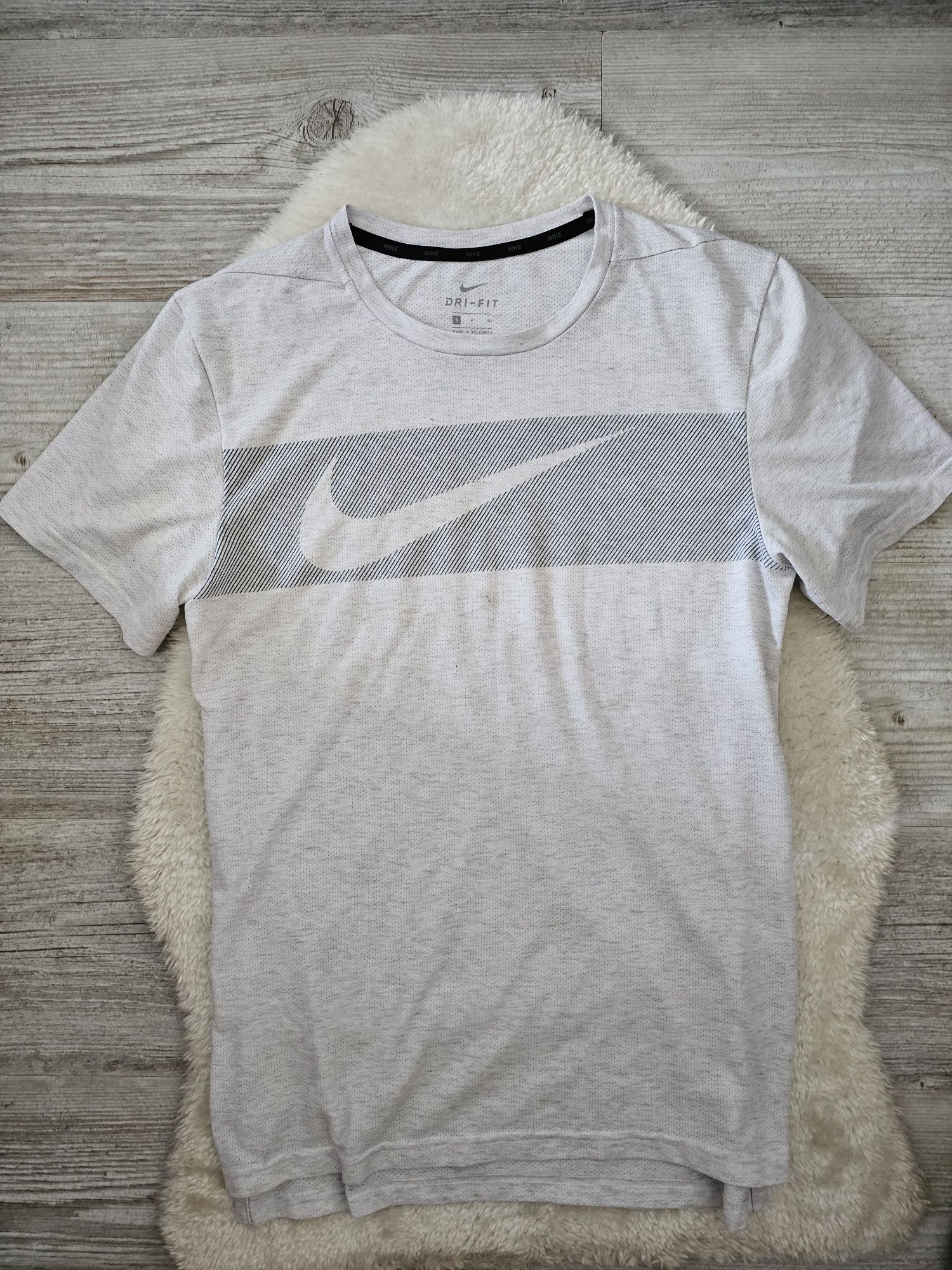 Koszulka Nike Dri-fit Rozmiar S Biała Logo Swoosh  T-Shirt Nike Swoosh