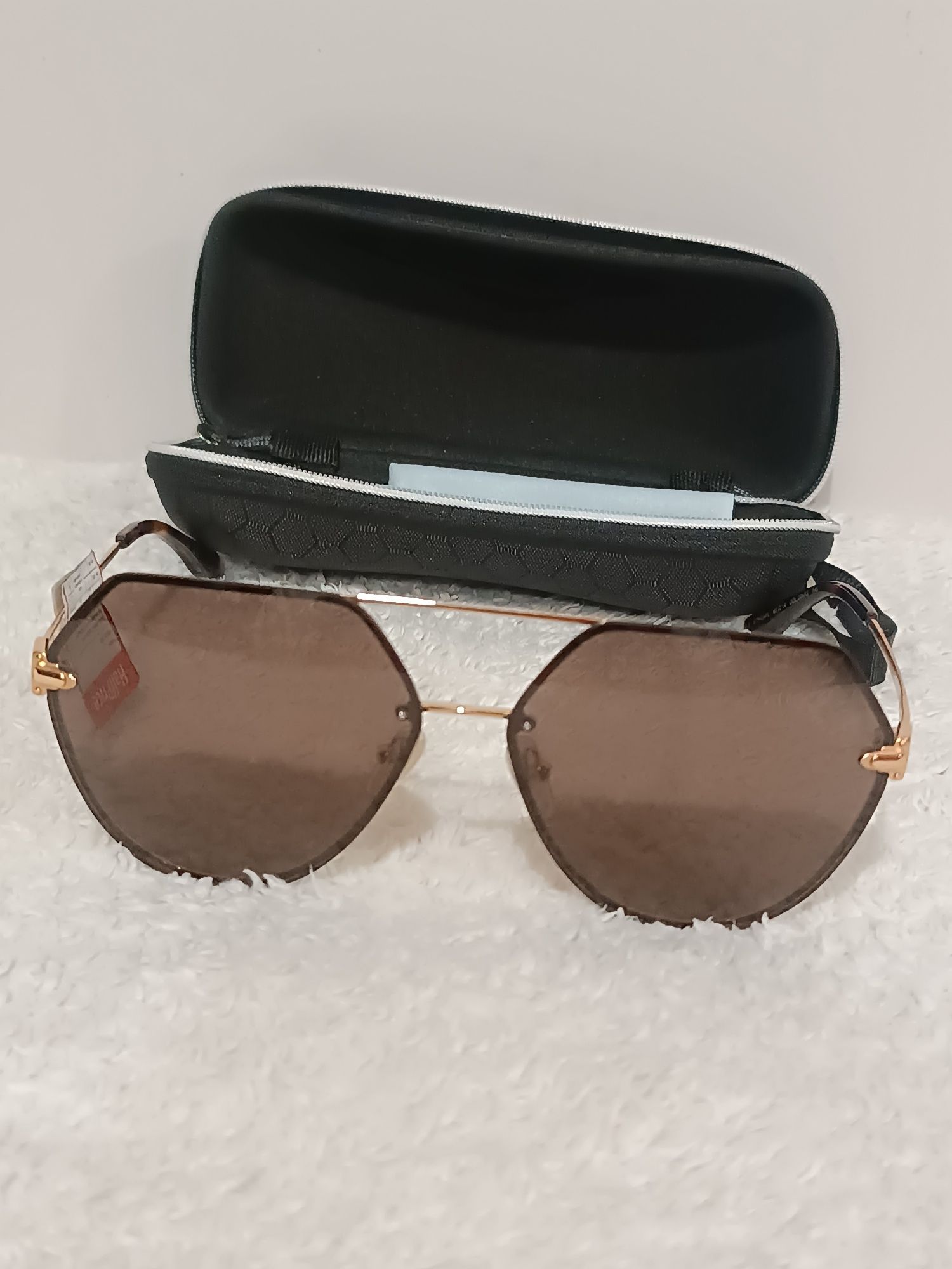 Trussardi STR454FL 004AS GOLD 63/14/145  przeciwsłoneczne 100% UV