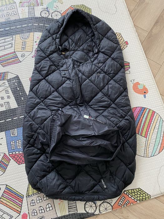 Śpiworek całoroczny Cybex Snogga 2 fusak footmuff Moon Black tog4