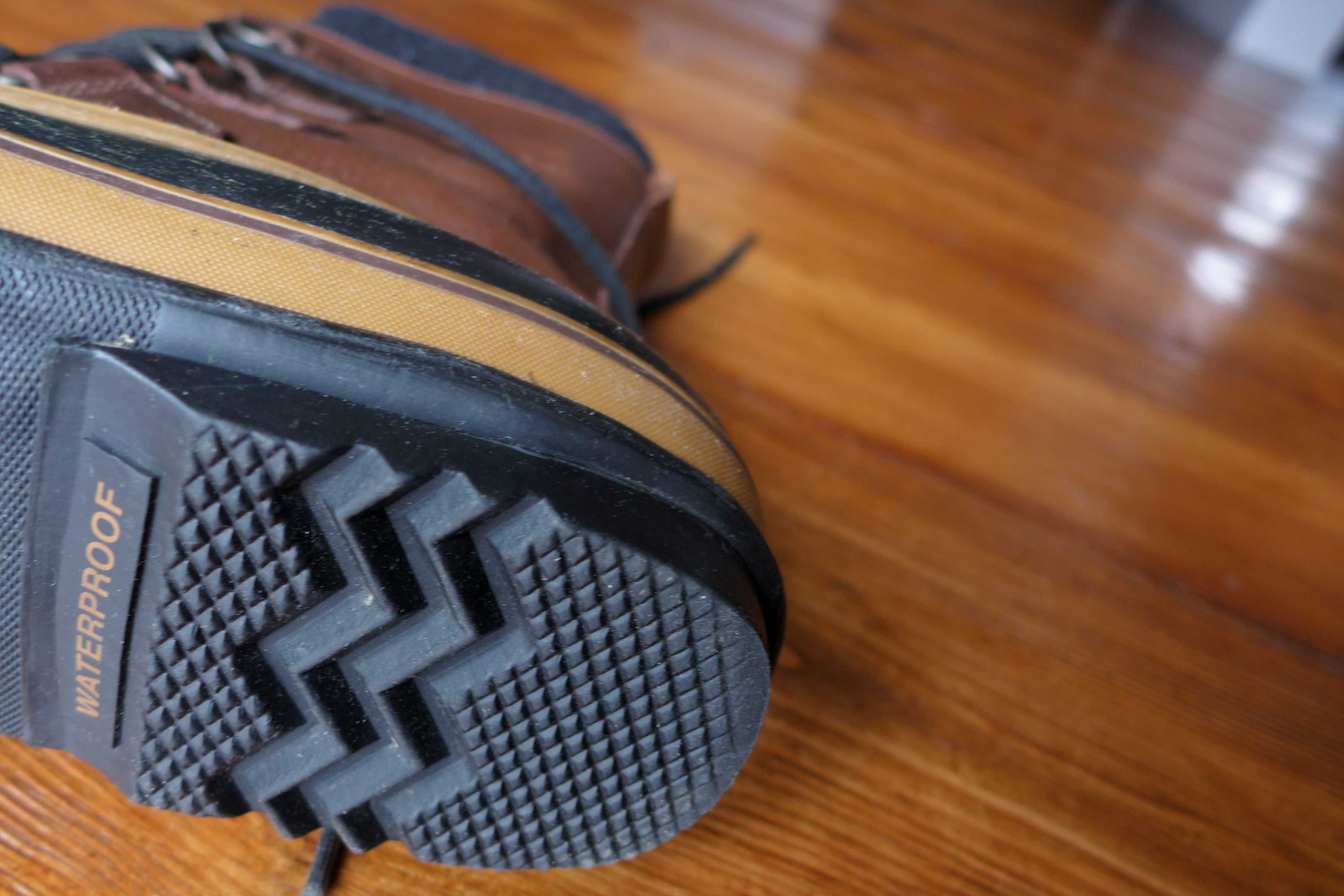 Skórzane buty zimowe SOREL rozmiar 42