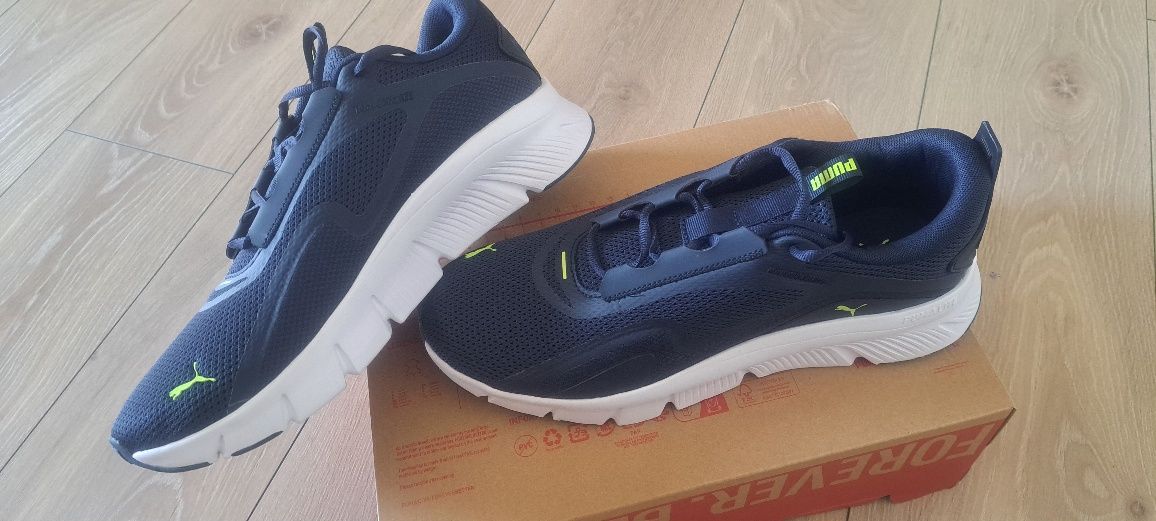 Sapatos Puma originais novos