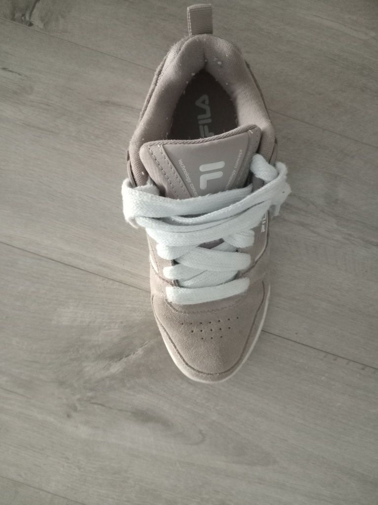 Fila corda suede