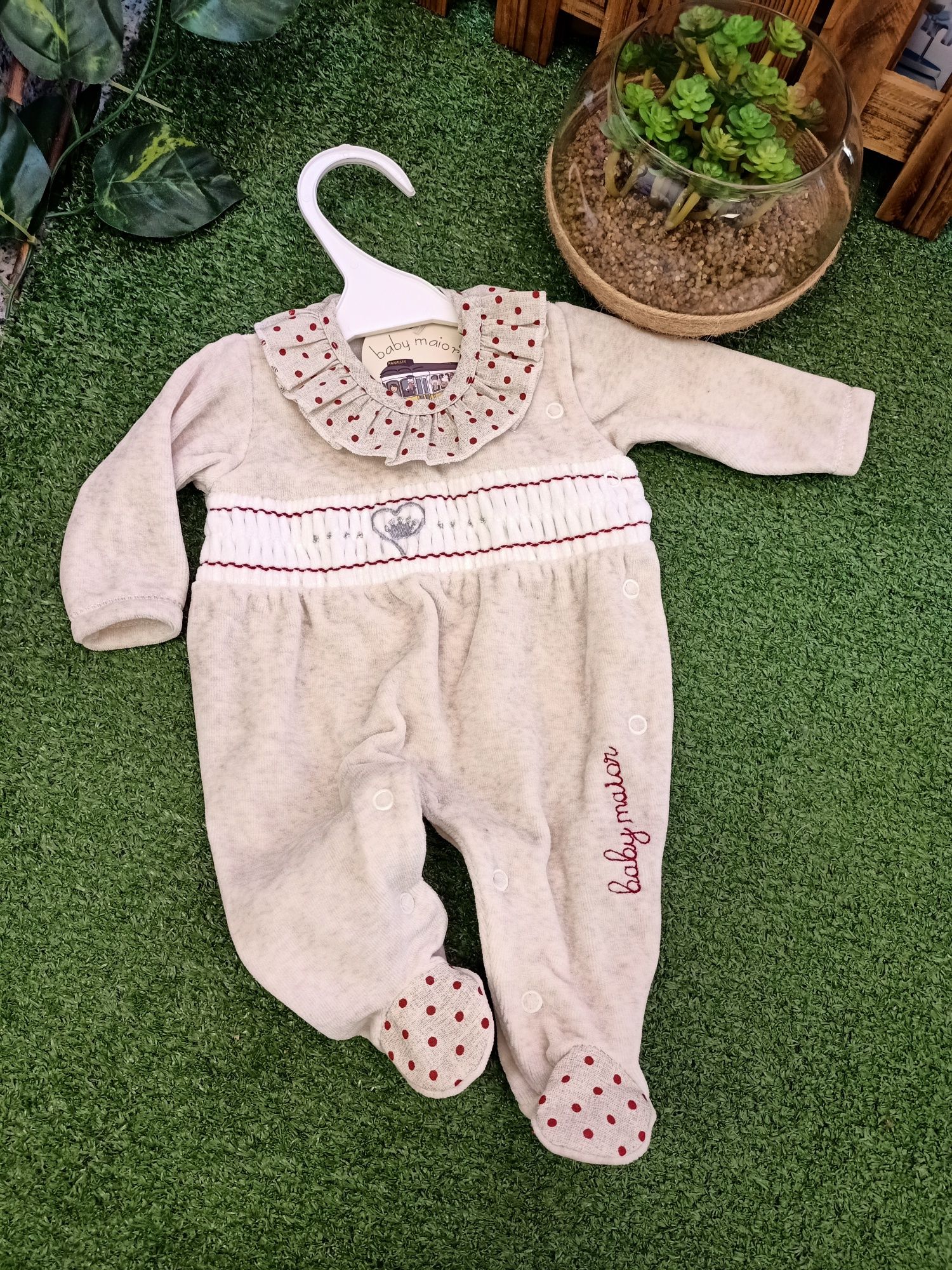 Babygrow veludo bebé menina