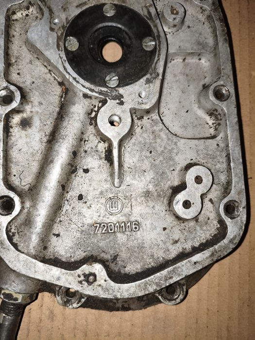 Pokrywa rozrządu plaster M72