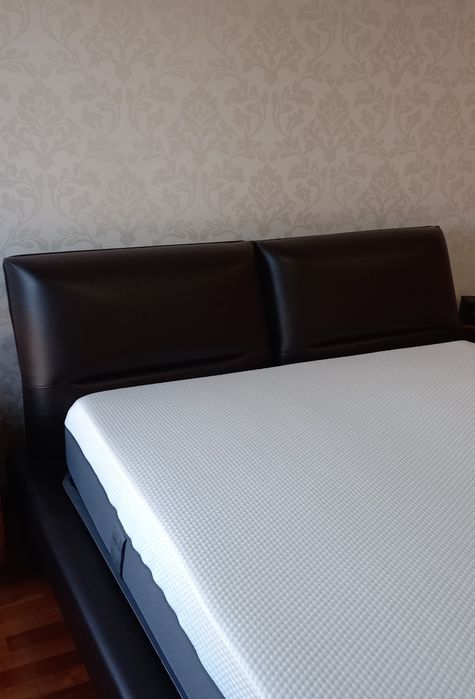 Cama em pele, Interforma