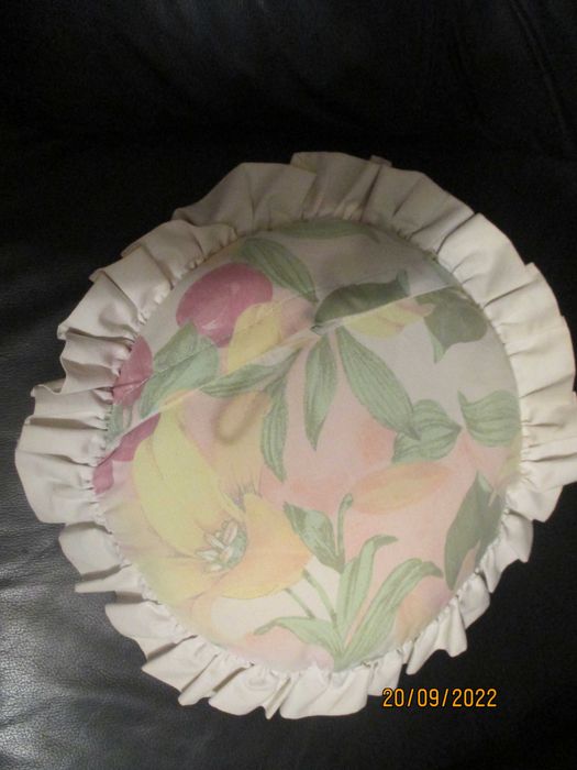 2 pequenas almofadas para decoração