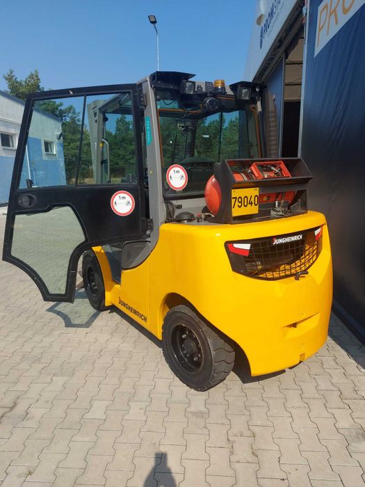 Wózek widłowy JUNGHEINRICH TFG S50s, 5000kg, WOLNY SKOK, Sztaplarka