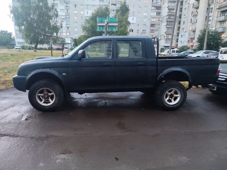 Авто пікап для ЗСУ Pickap Mitsubishi L200 Мітсубіші Л200