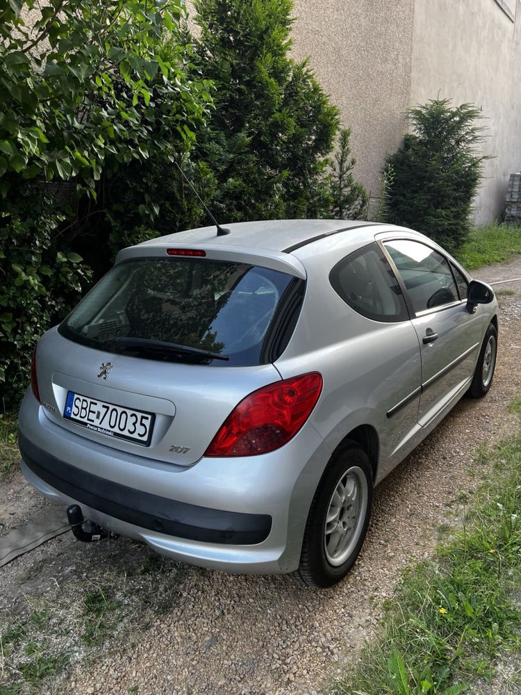 Peugeot 207