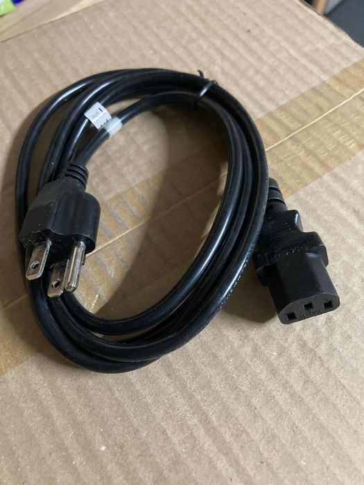 Cabo de Alimentação C13 Macho - C14 Fêmea