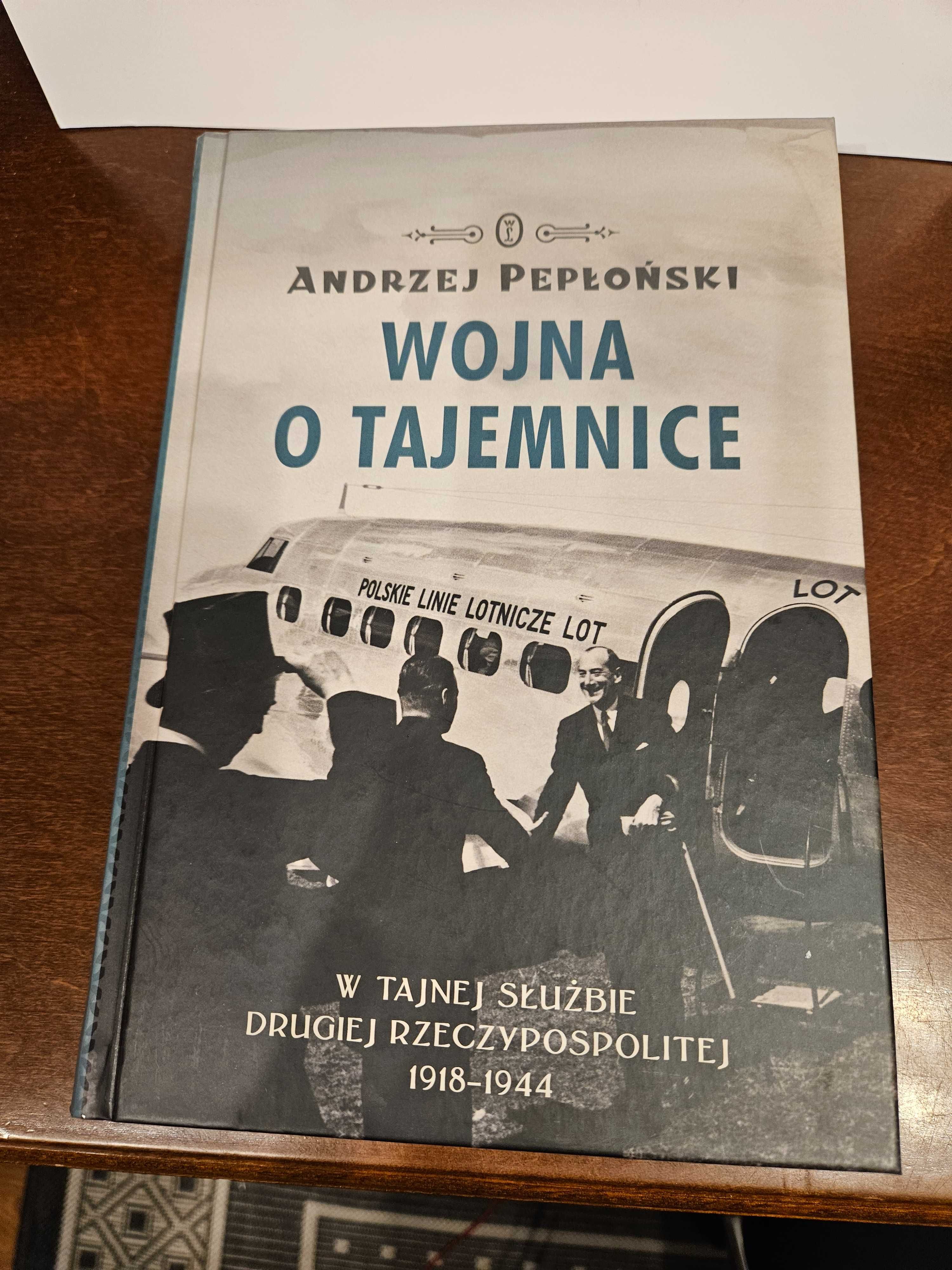 Wojna o tajemnice Andrzej Pepłoński (jak nowa)