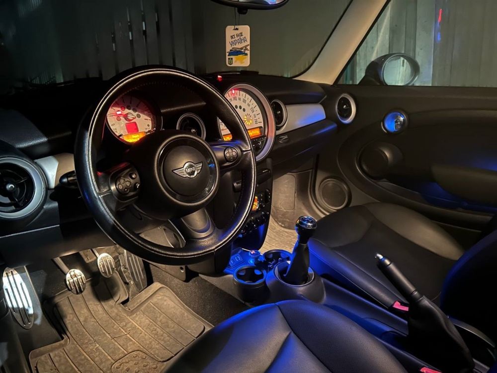 Продам Mini Cooper R56