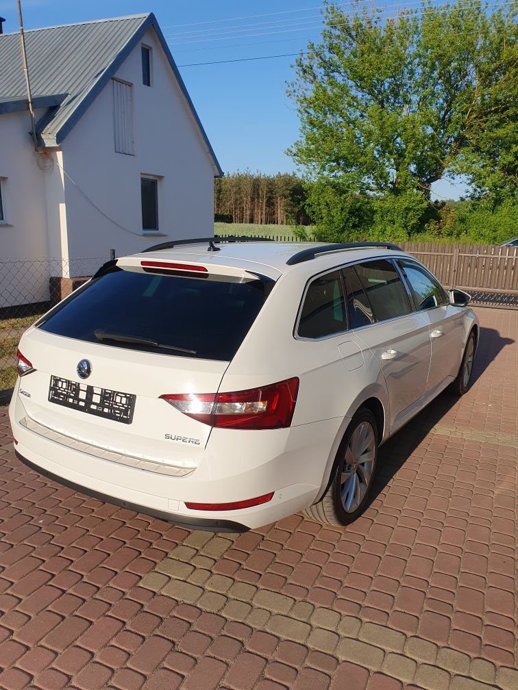 Skoda Superb III 2.0 TDI 150 KM DSG Biała Perła