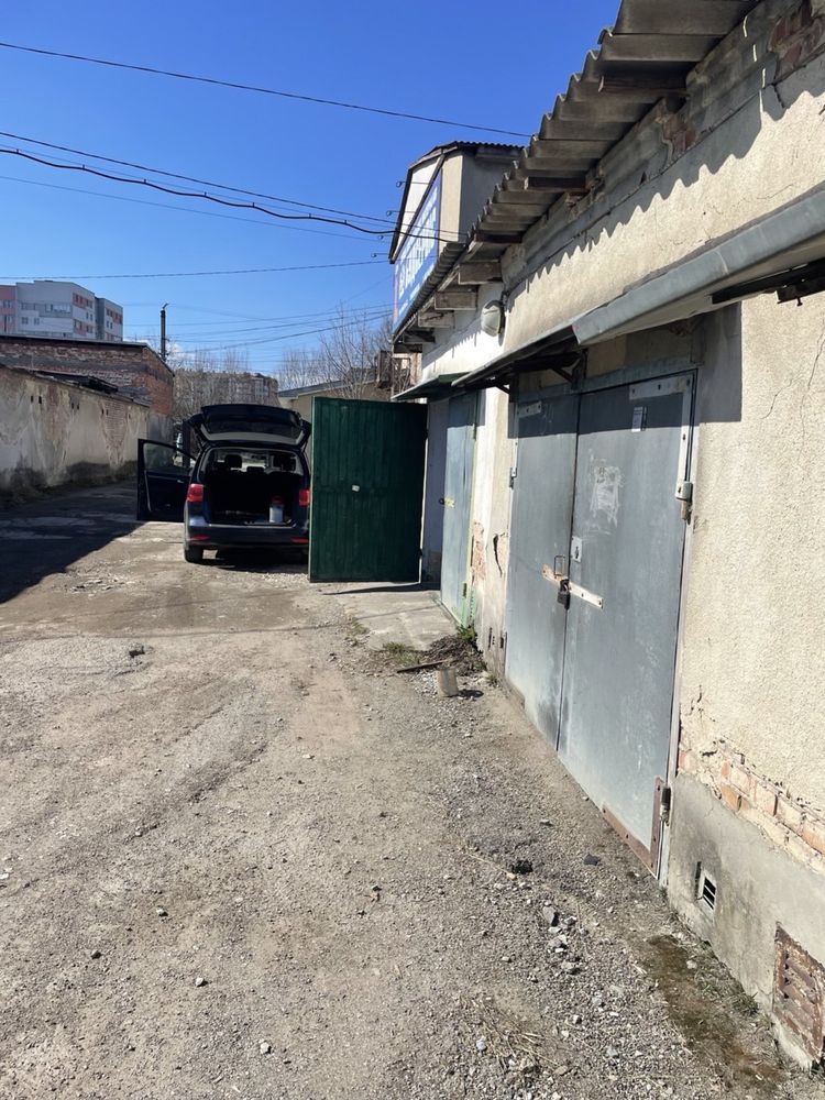 Цегляний гараж 21,5м2 Ребата-Макухи кооператив ГБК-17