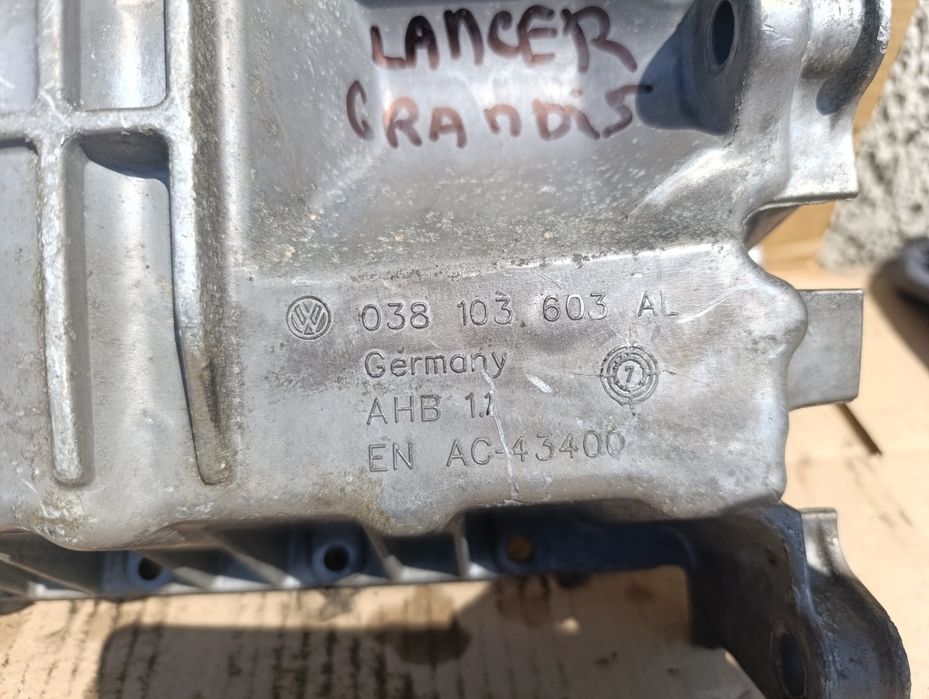 Піддон поддон 2.0 Di-D Mitsubishi Outlander Grandis Lancer 038103603AL