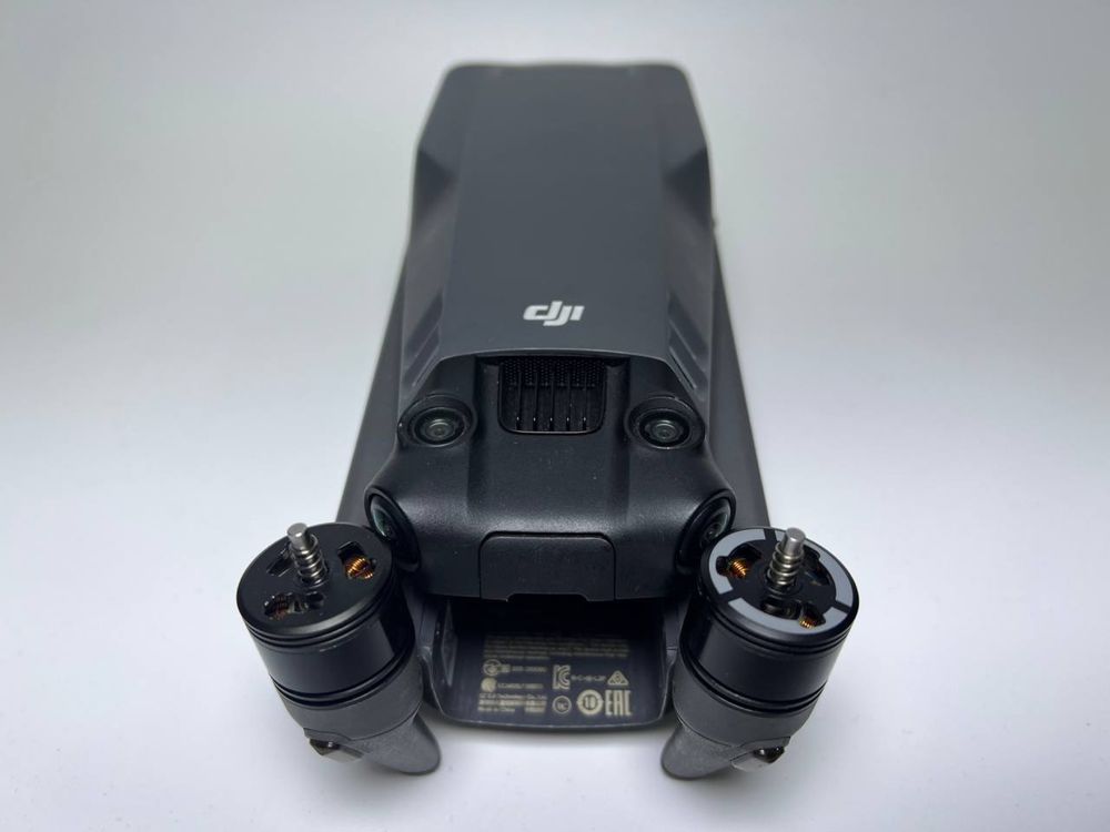 Дрон DJI Mavic 3 Fly More Combo бу
