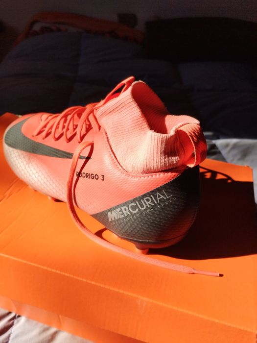Chuteiras Nike Mercurial 36